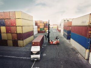 Moving container